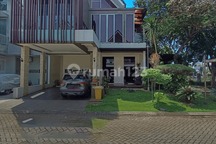 Rumah Renovated Posisi Hook Semi Furnished Dalam Cluster Discovery Bintaro