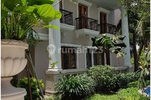 Townhouse Pakuwon Riviera Mansion Surabaya Barat