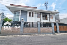 Jual Rumah di Solo Barat Colomadu Dekat Stadion Manahan
