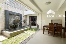 Disewakan Rumah Full Furnished Dekat Luwes Gentan Solo