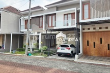 Rumah Cluster 2 Lantai Area Mayang Solo Raya