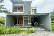 Rumah Solo Dekat Pusat Bisnis Solo Baru