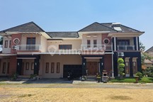 Rumah Mewah di Perumahan Kuantan Regency Dekat Mirota Godean, Yogyakarta