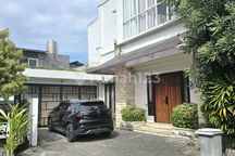 Rumah Strategis Lingkungan Elite Bypass Garden Sanur Bali