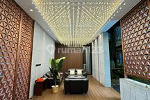 Rumah Trimaran Permai 600m2, Pantai Indah Kapuk,PIK, Brandnew, Bagus, POOL!