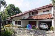 RUMAH SIAP HUNI 2 LANTAI DEKAT TAMAN LANGSAT