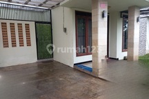 Rumah Cluster Full Furnish Security 24 Jam Baturan Colomadu