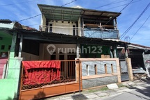 Dikontrakkan Rumah 2Lt Masuk Mobil Limo Depok