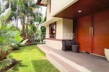 Disewakan Rumah Mewah Siap Huni Furnised Setraduta Hegar Bandung