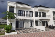 Rumah Mewah Dekat Jl. Magelang, Mall Sleman City Hall Yogyakarta