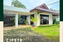 Cipete, Rumah 1 Lantai, Terawat, Halaman Luas 