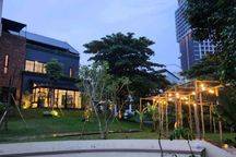 Rumah Cantik Desain Modern Kontemporer Di De Latinos Bsd