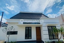Rumah Baru Siap Huni Bonus Furnished akses 12 menit ke TOl Krukut
