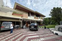 Rumah Disewakan untuk Usaha di Darmo Permai Selatan 2, Surabaya Barat