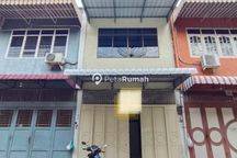  Townhouse Jalan Brigjend Katamso Gang Barisan 