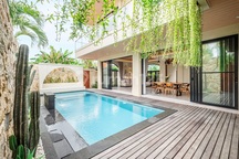 Turun Harga ..villa Baru Luxury Modern Meditereanian Style Di Area Mas , Ubud ...lokasi Strategis Dekat Cofee Shop Dan Sekitar 6km Ke Ubud Center