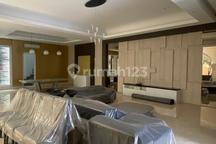 jual rumah bangunan baru di pik katamaran siap pakai mewah