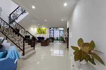 Rumah Cantik 2 Lantai Furnish Siap Huni Lingkungan Nyaman dan Tenang Sentul City, Bogor