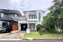 Sebelah Taman! Cantik Alami! Paling Murah di Cluster Onyx Alam Sutera! Kawasan Old Money! Sejuk Bebas Banjir Bebas Polusi