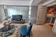 Apartemen One Icon Private Lift, Tunjungan Plaza Surabaya Pusat.