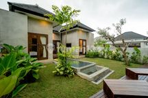 10 Years Rental, Beautiful Villa With River & Jungle View In Saba, Gianyar