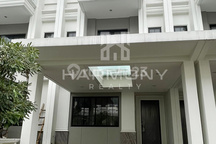 Rumah 3 Lantai di Alam Sutera, dekat dengan Mall, Pasar, dan Akses Tol