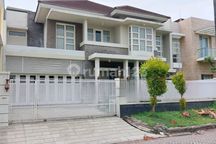 Rumah Mewah 2 Lantai Puri Galaxy, Surabaya Timur. Dekat Galaxi Bumi Permai ( Araya 1 / Araya I ) - Kertajaya Indah - Kampus Its | Hang Tuah - Manyar Kerta Adi - Merr - Galaxy Mall - Pakuwon City ( San Diego - Palm Beach - Malibu Beach - Long Beach ), The 