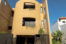 Modern Aesthetics Villa In The Heart Of Canggu