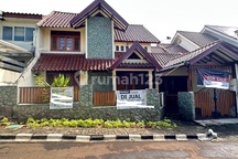 Rumah Nyaman Belakang Mall di Jl Ciloto Komp Puri Cinere