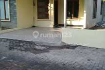 Disewakan Rumah di Gumpang Kartasura Dekat Rs Uns Solo