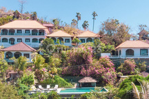 Uncover Rare Potential Invest In Freehold Boutique Resort With 9 Bedrooms At Amed s Famous Diving Spot 2525 l