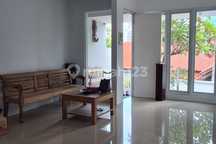 Stategis, 5 Menit Ke Tb Simatupang ,butuh Minim Renovasi,