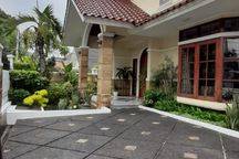 Rumah Bagus Shm Lokasi Selangkah Dari Kuningan 