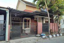 Rumah Bagus Nyaman Cluster Dekat Lor In Hotel Jl. Adisucipto Karanganyar Colomadu
