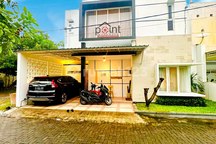 Rumah Mewah 2 Lantai Siap Huni Include Furnish Di Cluster One Gate Dekat Exit Tol Rs Jih Dan Stadion Manahan