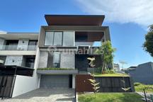 Rumah Mewah Baru Di Kawasan Golf Citraland Dekat Pakuwon & Graha