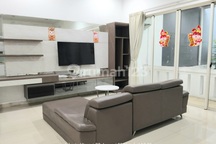 Crown Golf Fully Furnish... Tinggal Bawah Koper Saja