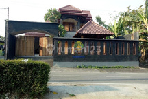 Rumah Bagus Lingkungan Asri di Klaten Kota