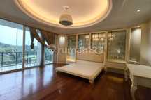 Springhill Golf Residence, Kemayoran Full Furnished, 300/700M2, 4 Lantai, Bebas Banjir 4 Kamar