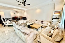 For RENT! Spacious Apartement 3BR Furnished with private lift!