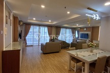 Disewakan.1 Tahun Apartemen.mediterania Lagoon