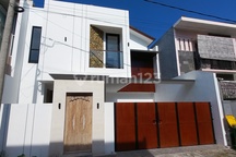 Tukad Badung Renon Rumah Style Villa