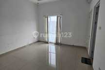 Disewakan Murah Rumah Cocok untuk Kantor di Mekarwangi