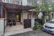 Modern Furnish House In Muding Kerobokan Area 10 To Canggu 15 Seminyak . Bali Kiddy Lollypop School