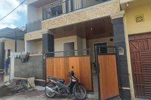 Rumah Baru Gress Maaih Tahap Finishing Akses Mobil Papasan Dekat Living World Renon Dan Gatsu Tengah