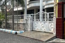 Disewakan Rumah 2 Lantai Hadap Selatan Di Pondok Jati Sidoarjo
