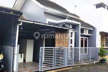Rumah Cantik Colomadu Di Perumahan Cluster Malangjiwan
