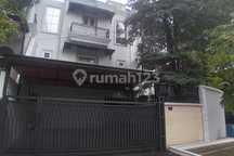 Rumah Brand New Di Brawijaya Kebayoran Baru