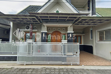 Rumah Kost / Homestay 5 Kamar Tidur Furnish Disewakan Jogja Area Jalan Godean, 3 Kamar AC, Dekat Mirota Godean, Sekolah Negeri Sman 2 Bener, Sekolah Tinggi Pertanahan Stpn, Sekolah Mutiara Persada, Dekat Tugu Jogja, Asmi Santa Maria, Mang Engking Soragan