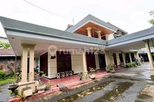 Rumah Jalan Dr Cipto Malang Dekat Kampus Unbra, Araya